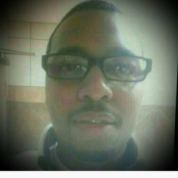 Meet your Posher, Andrew - Picture 1 of 1